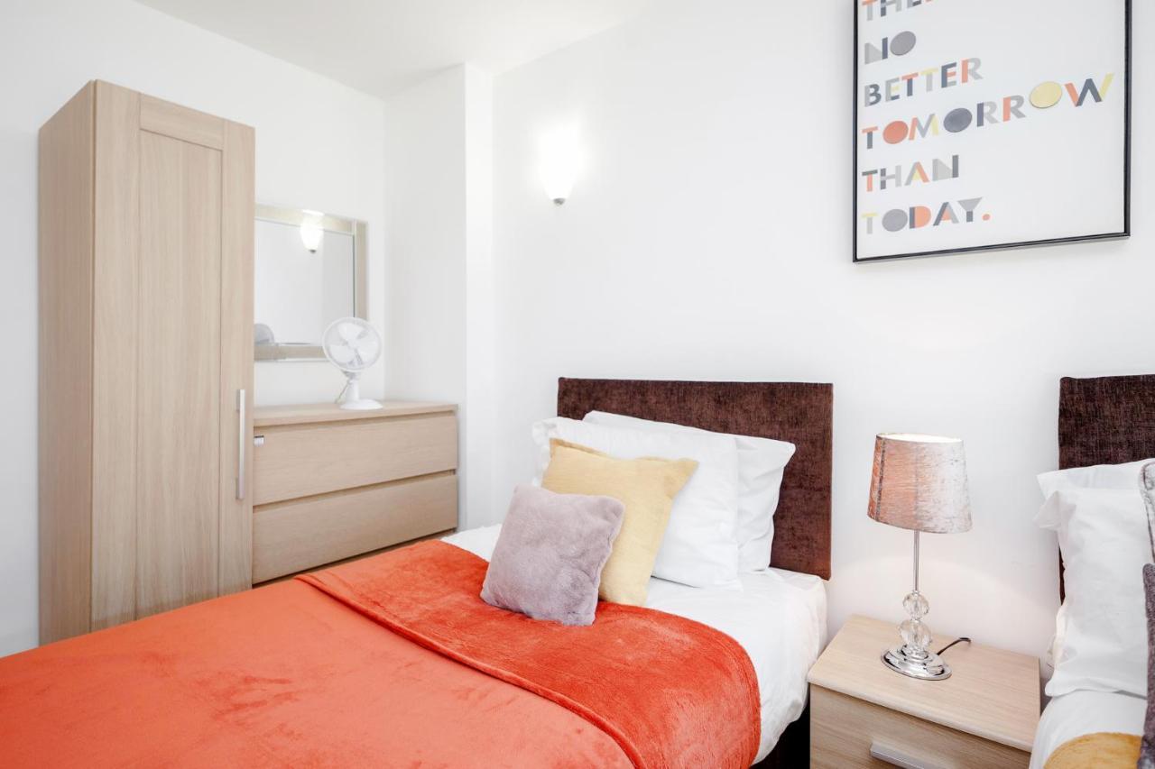 Premium Apartments By Excel London Bagian luar foto