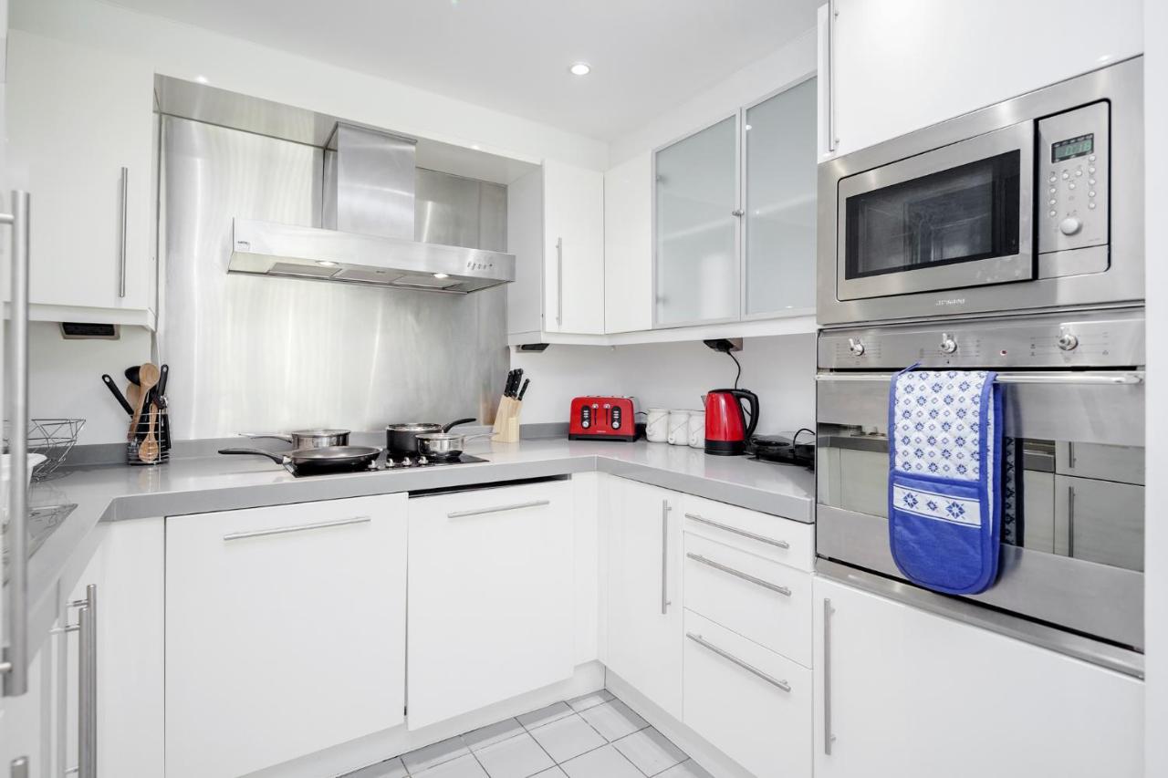 Premium Apartments By Excel London Bagian luar foto